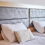 Palace Отель 4*