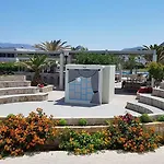 Palace 4*