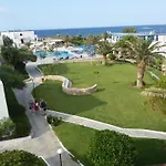 Отель Palace 4*