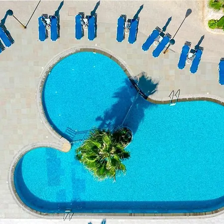 Palace Ξενοδοχείο Σκύρος