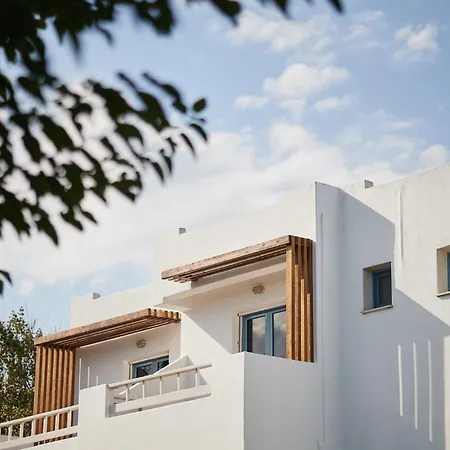 Palace Ξενοδοχείο 4*