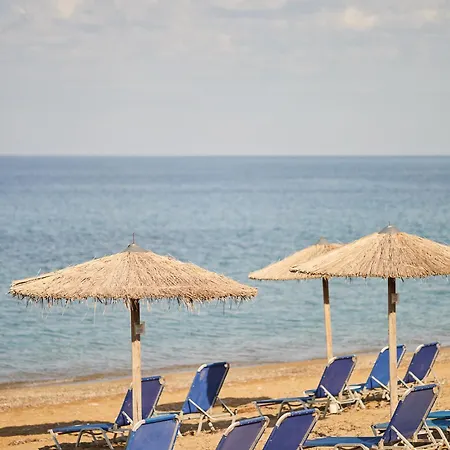 Palace 4* Skyros