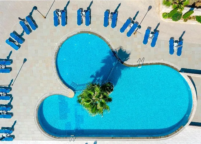 Palace Ξενοδοχείο Σκύρος