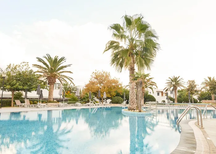 Palace Ξενοδοχείο Σκύρος