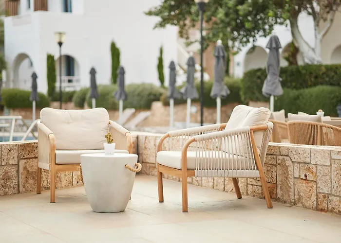 Ξενοδοχείο Palace Σκύρος