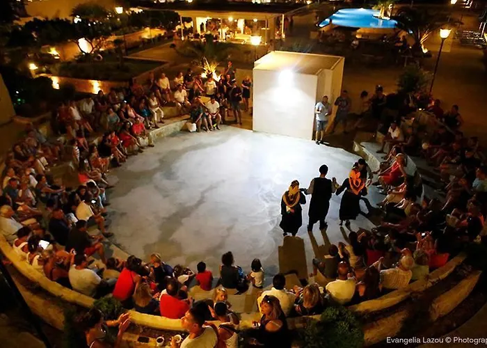 Palace Ξενοδοχείο 4*