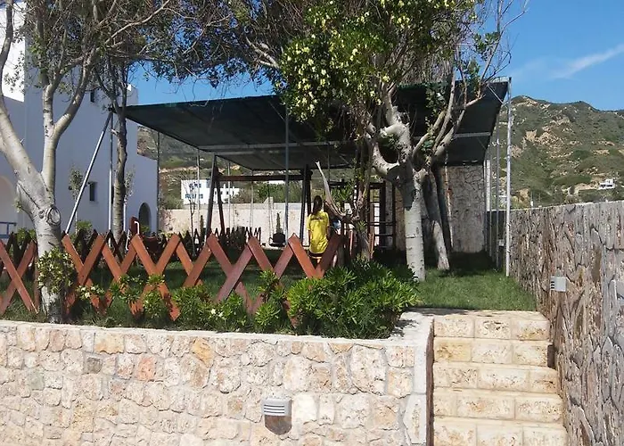 Ξενοδοχείο Palace Σκύρος